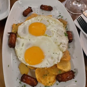 Huevos con chistorra 