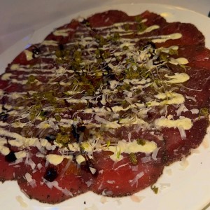 Carpaccio de res