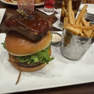Hamburguesa con Ribs