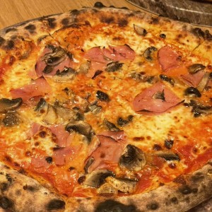 Prosciutto Funghi