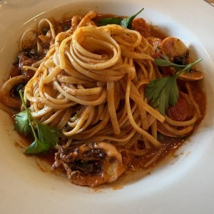 LINGUINI FRUTTO DI MARE