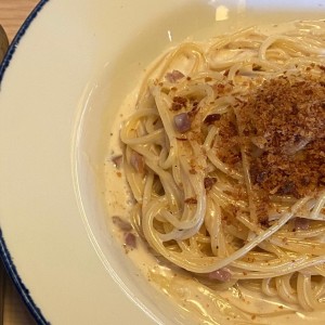 SPAGHETTI ALFREDO E PROSCIUTTO