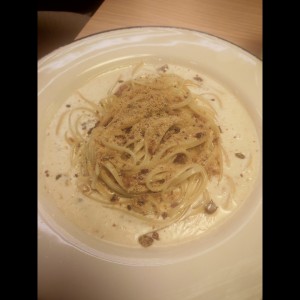 SPAGHETTI ALFREDO E PROSCIUTTO