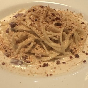 SPAGHETTI ALFREDO E PROSCIUTTO