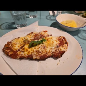 SECONDI PIATTI - MILANESA DE POLLO