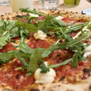 PIZZAS EXTRAORDINARIAS - LA COSA NOSTRA