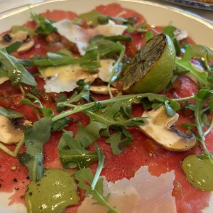 CARPACCIO DI MANZO