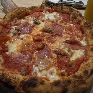 PIZZAS TRADICIONALES - CARNIVOR
