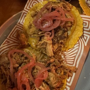 Cerdo con tamal