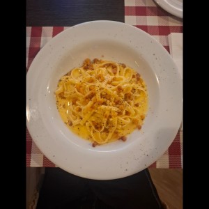 Pasta carbonara 10/10