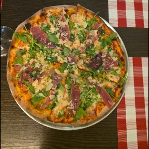 pizza jamon serrano