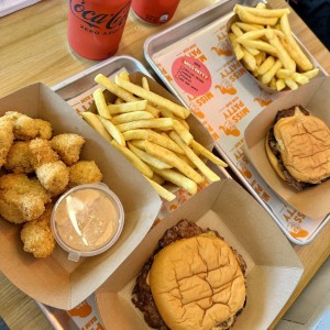Miss Patty y Chicken Bites