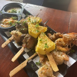 Brochetas mixtas