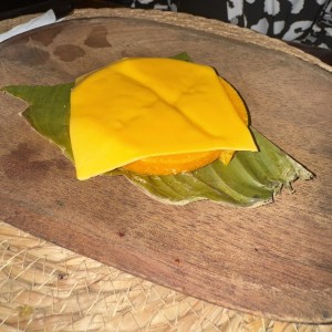 Tortilla de maiz con queso