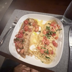 Filete corvina a la plancha con Spaguetti al oleo