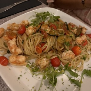 Spaguetti camarones
