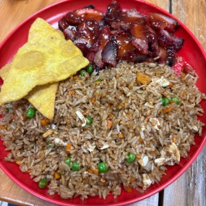 Puerco Ahumado y Arroz Frito