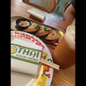 Entrada
Pork y Thai tea