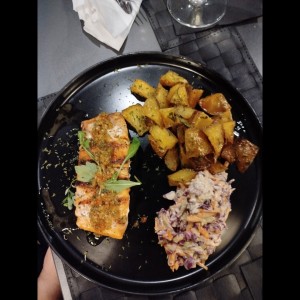 SALMÓN AL GRILL 8oz