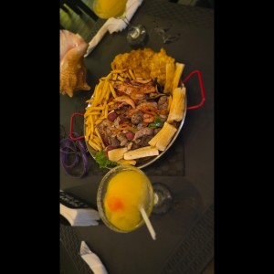 PICADA MAR Y TIERRA