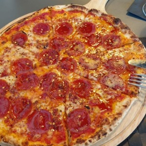 Pizzas Clásicas - PEPPERONI