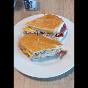 Emparedado Cubano