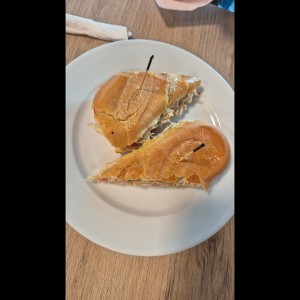 emparedado de pollo 