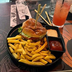 Gojo Burger