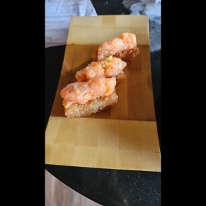 salmon con arroz frito