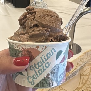 Helado de chocolate Dubai