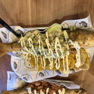 Corvina en salsa de la casa