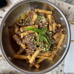 Rigatoni de res