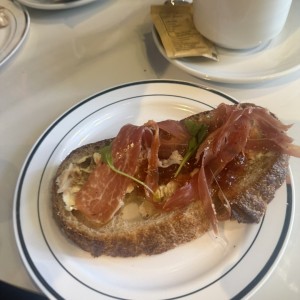 Tostada de jamon