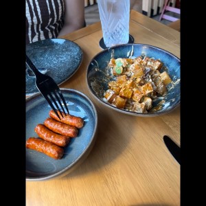 Papas Bravas y Chistorra