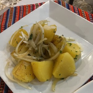 PAPAS A LA HUANCAINA