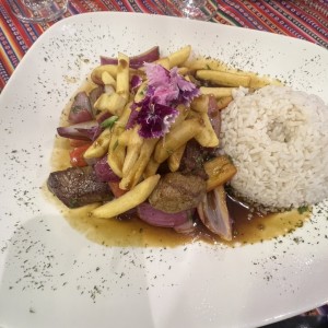 Lomo Saltado