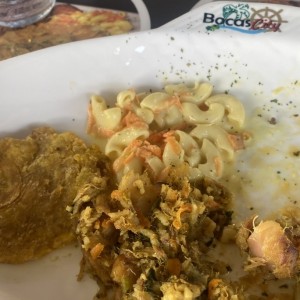 Bacalao + camarones + filete