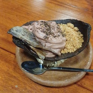 Postre - Mousse de Chocolate y Crumble de Coco