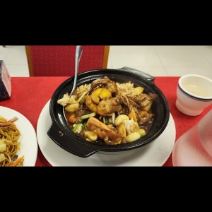 cazuela de pollo y mariscos