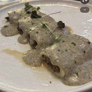 Canelones de rabo de toro