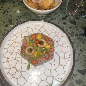 Steak tartar + caviar