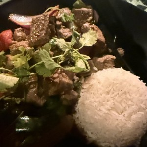 Lomo saltado