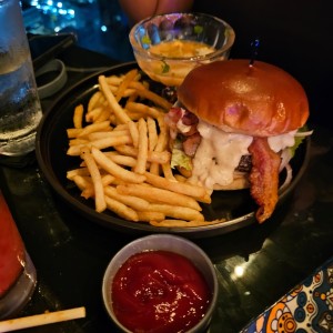 Osaka Burger