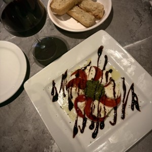 Salata Caprese