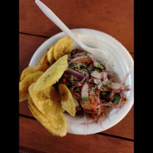 Ceviche de chicharrón 