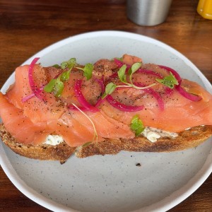 Salmon toast