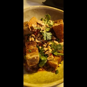 chicharron con salsa asiatica 