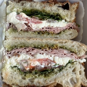 Focaccia de mortadella