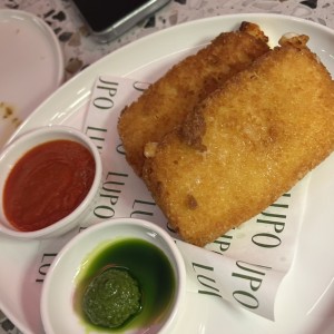 Mozzarella in Carrozza