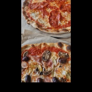 Pizza Quatro Stagioni y Pizza Diavola
